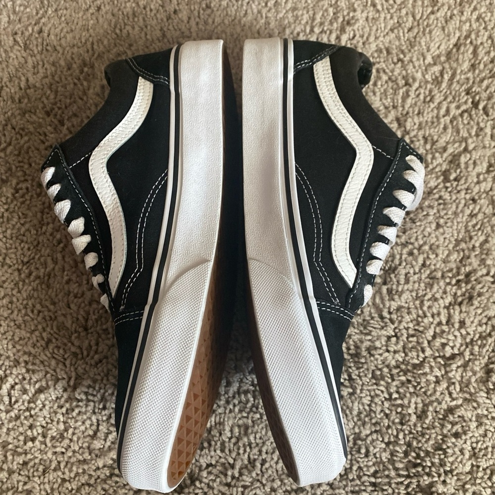 ❤️SOLD@mercari❤️Vans off the wall Oldskool sk8 Black and White suede Sneakers - Picture 11 of 17